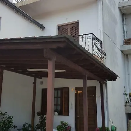 Apartament μaisonette Trikalon