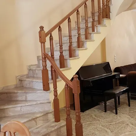 Apartament μaisonette Trikalon
